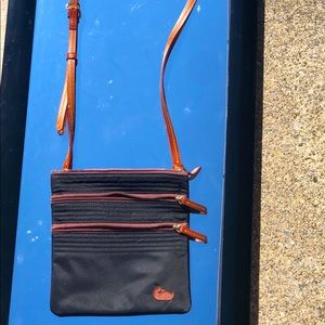 100% AUTHENTIC Dooney&Bourke crossbody bag